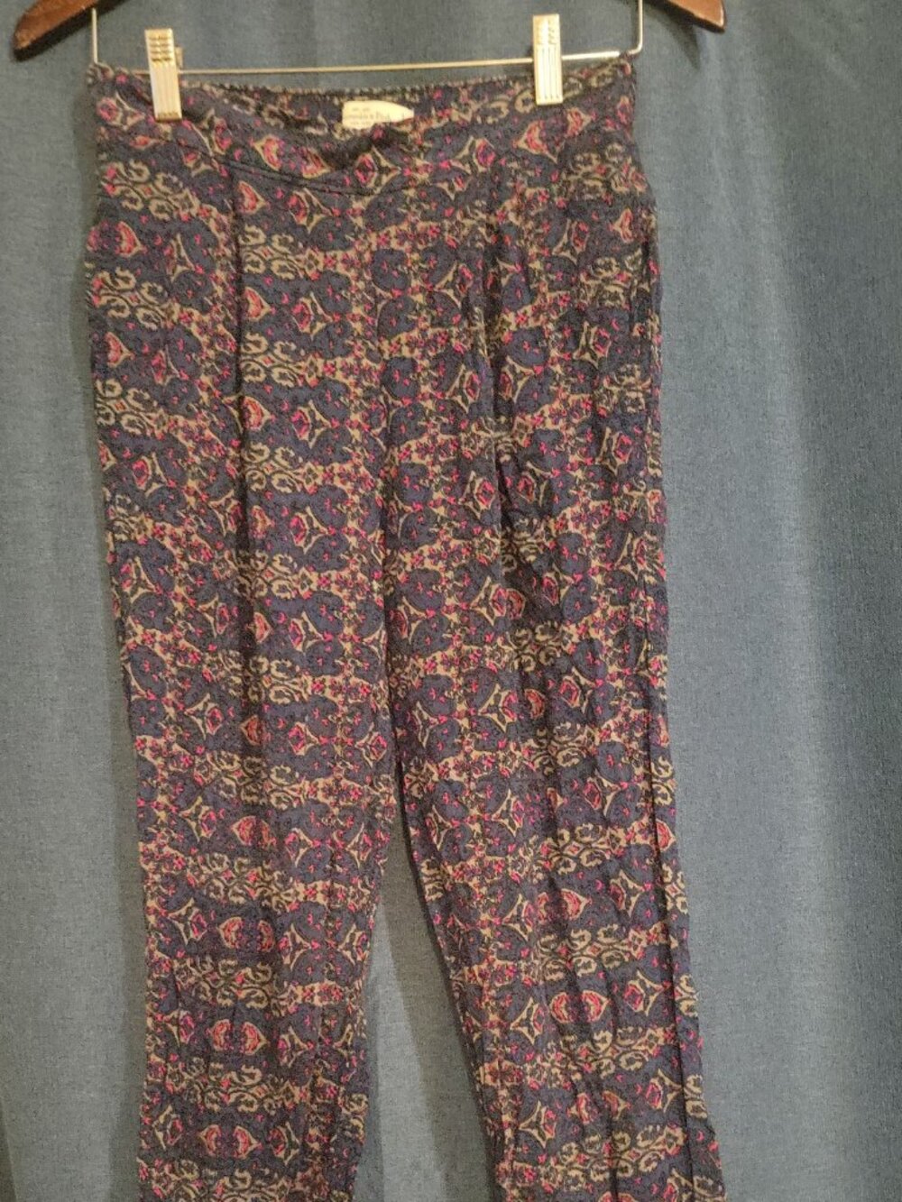 Abercrombie and Fitch pants SMALL